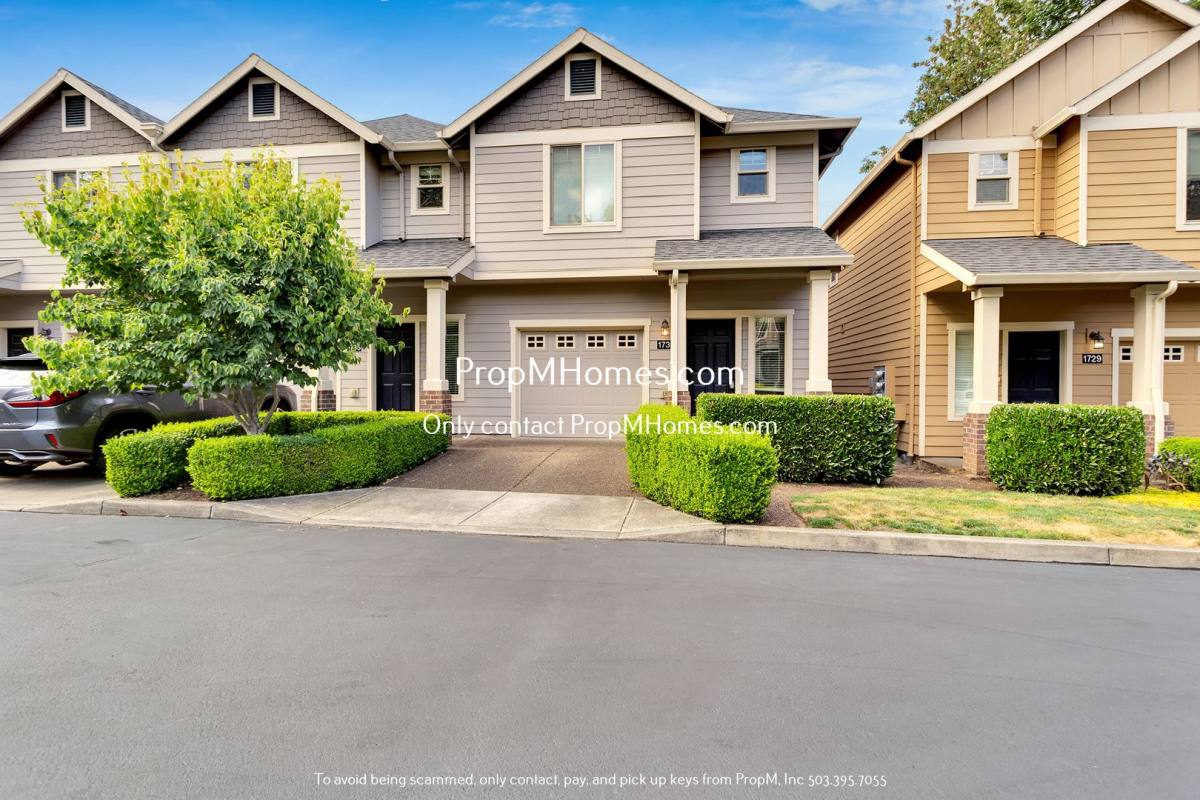 House for rent at 1731 Dollar St, West Linn, OR 97068