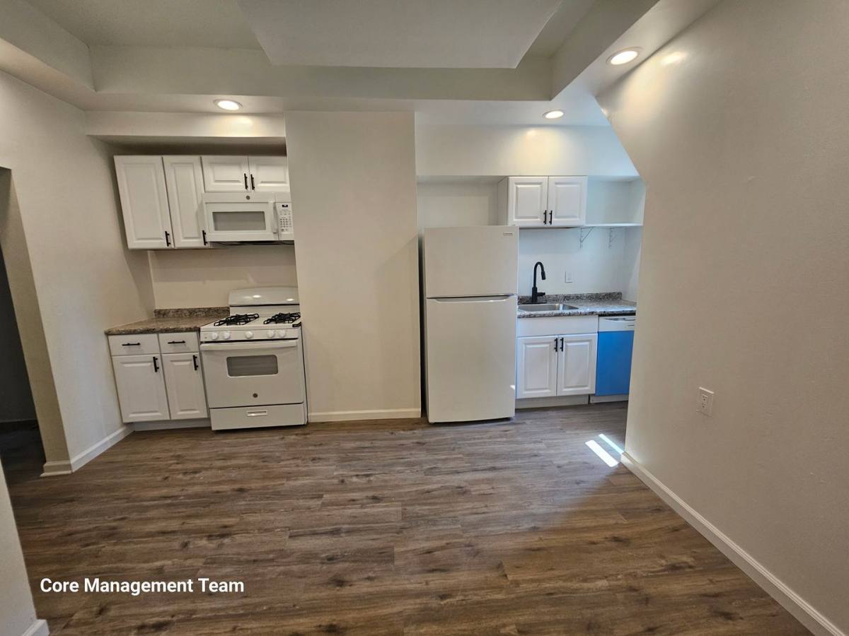 Apartment for rent at 1817 Niggel St #1, Pittsburgh, PA 15212