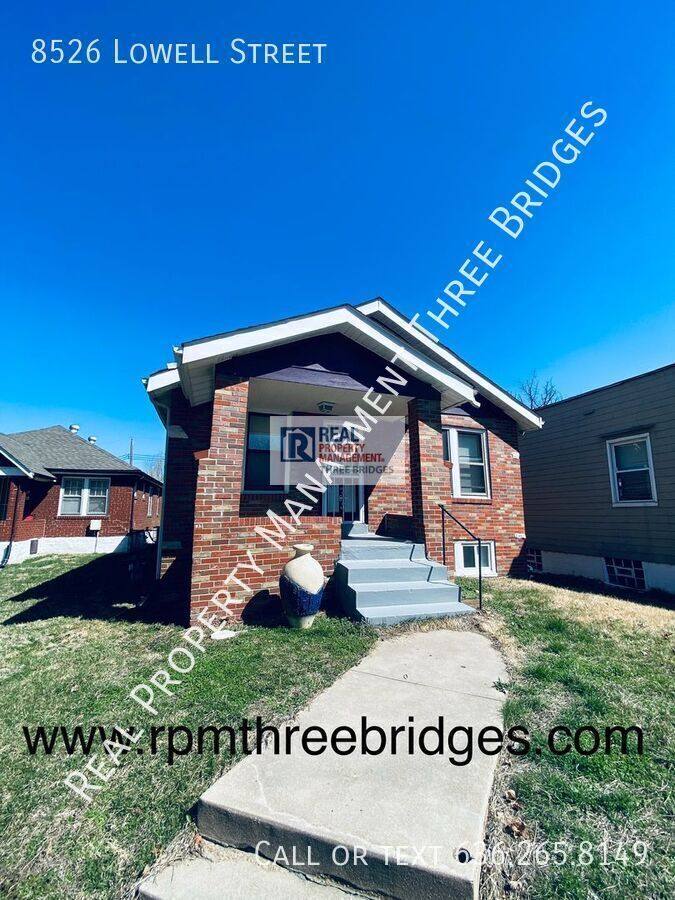 House for rent at 8526 Lowell St, Saint Louis, MO 63147