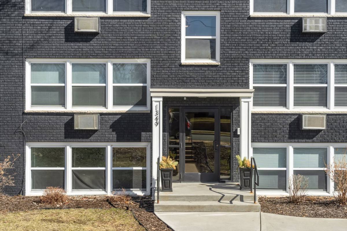 Apartment for rent at 1349 Pennsylvania Ave, Minneapolis, MN 55426