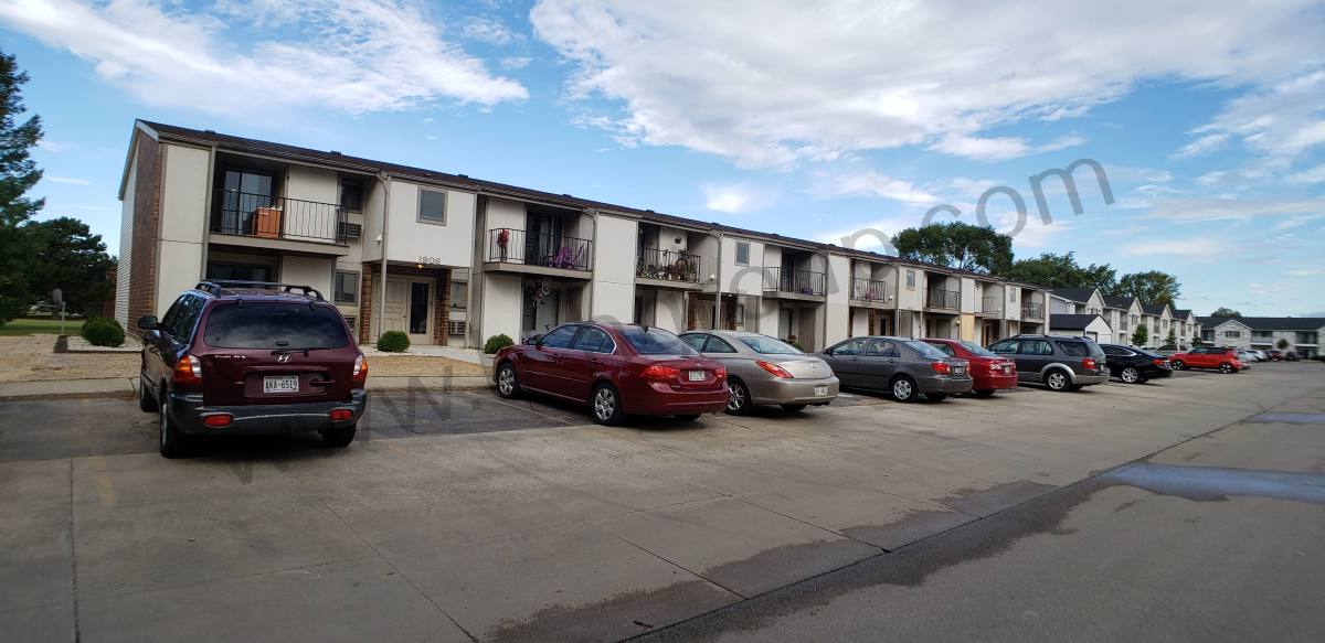 1900 89th St, Kenosha, WI 53143