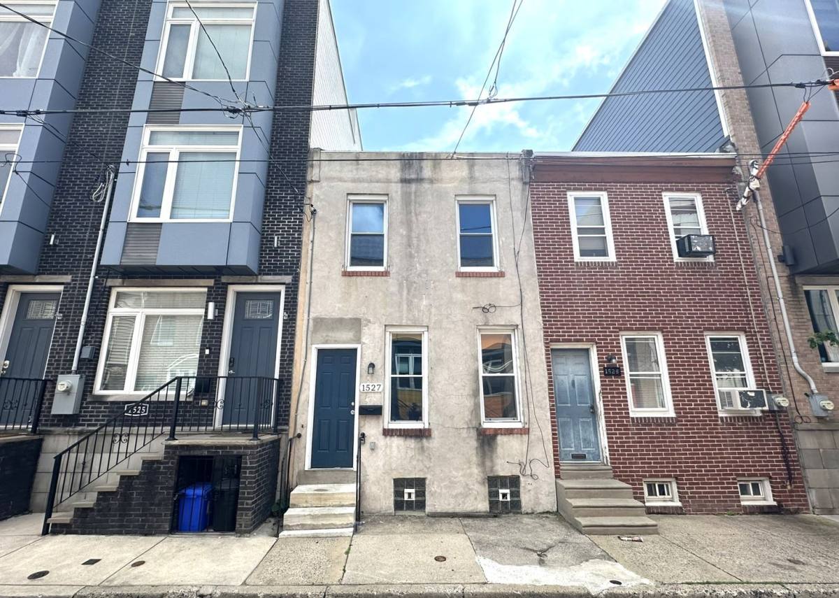 Townhouse for rent at 1527 S Bouvier St, Philadelphia, PA 19146