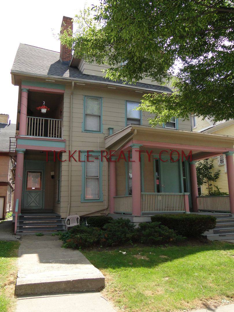 Apartment for rent at 164-166 Meigs, Rochester, NY 14607