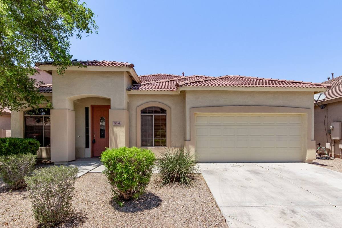 House for rent at 5616 W Glass Lane, Laveen, AZ 85339