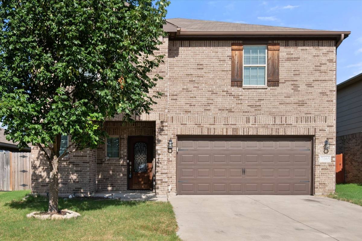House for rent at 7165 Mohegan Dr, Fort Worth, TX 76179