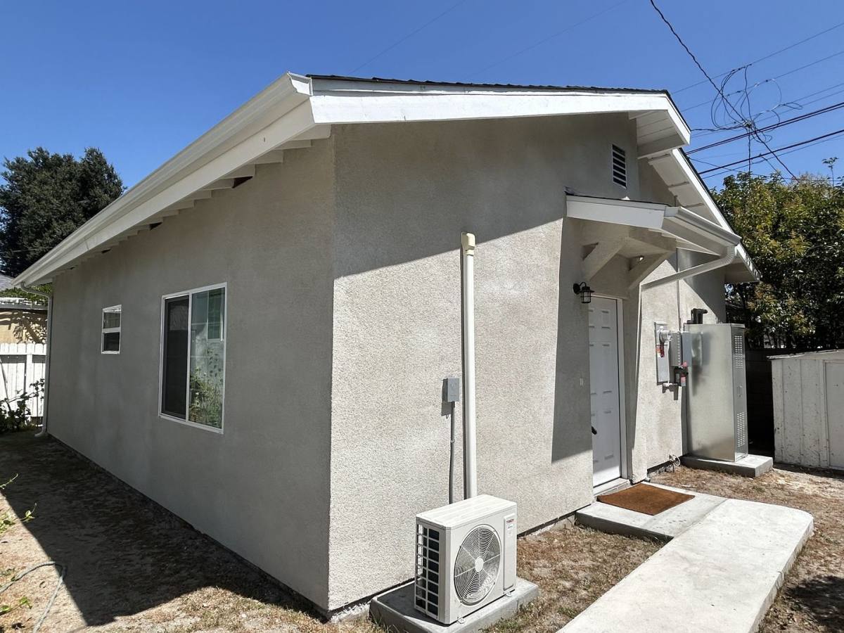 Apartment for rent at 210 E Haven Ave, Arcadia, CA 91006