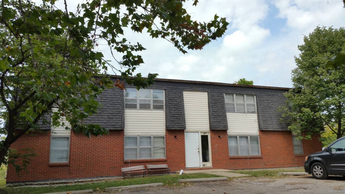 Apartment for rent at 107 Sanders Court, Columbia, MO 65202