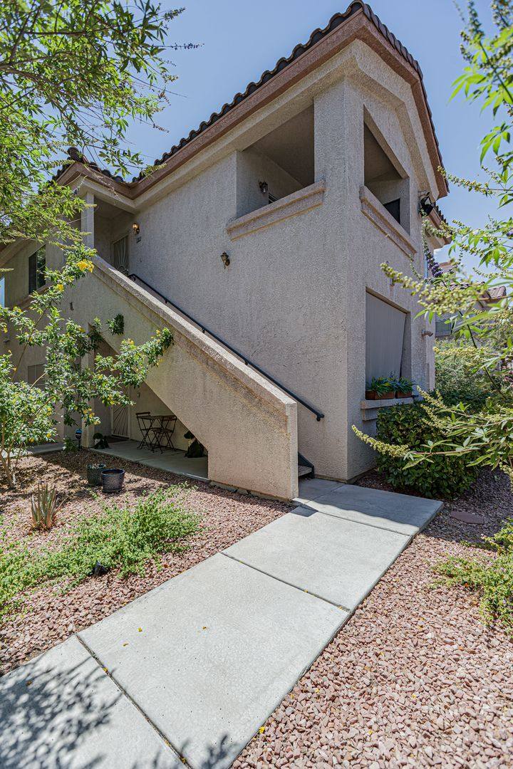 Condo for rent at 2124 Calville St, Las Vegas, NV 89128