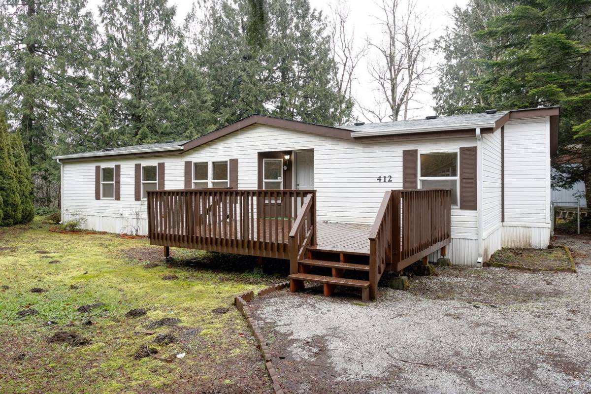 House for rent at 412 Sprague Valley Dr, Maple Falls, WA 98266