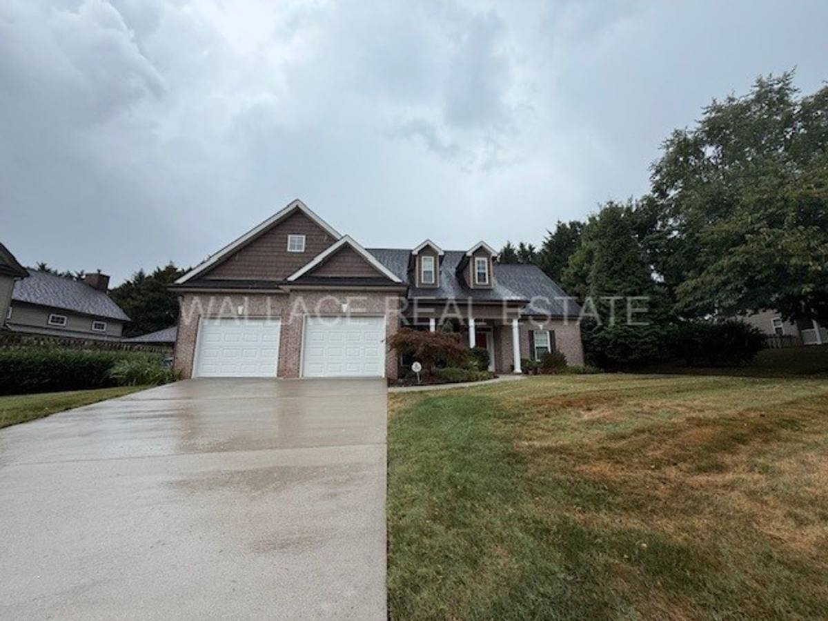 House for rent at 10912 Alvaros Lane, Farragut, TN 37934