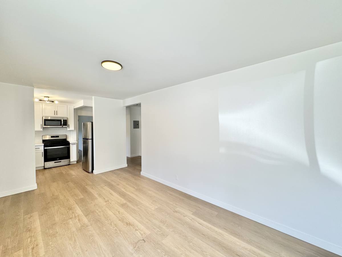 Apartment for rent at 3001 Petite Court #15, Los Angeles, CA 90039