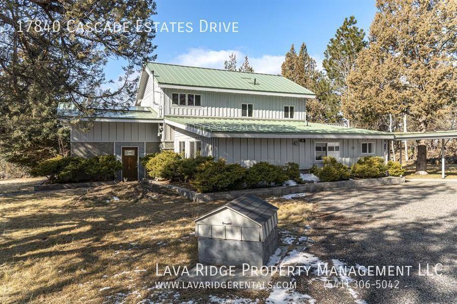 House for rent at 17840 Cascade Estates Dr, Bend, OR 97703