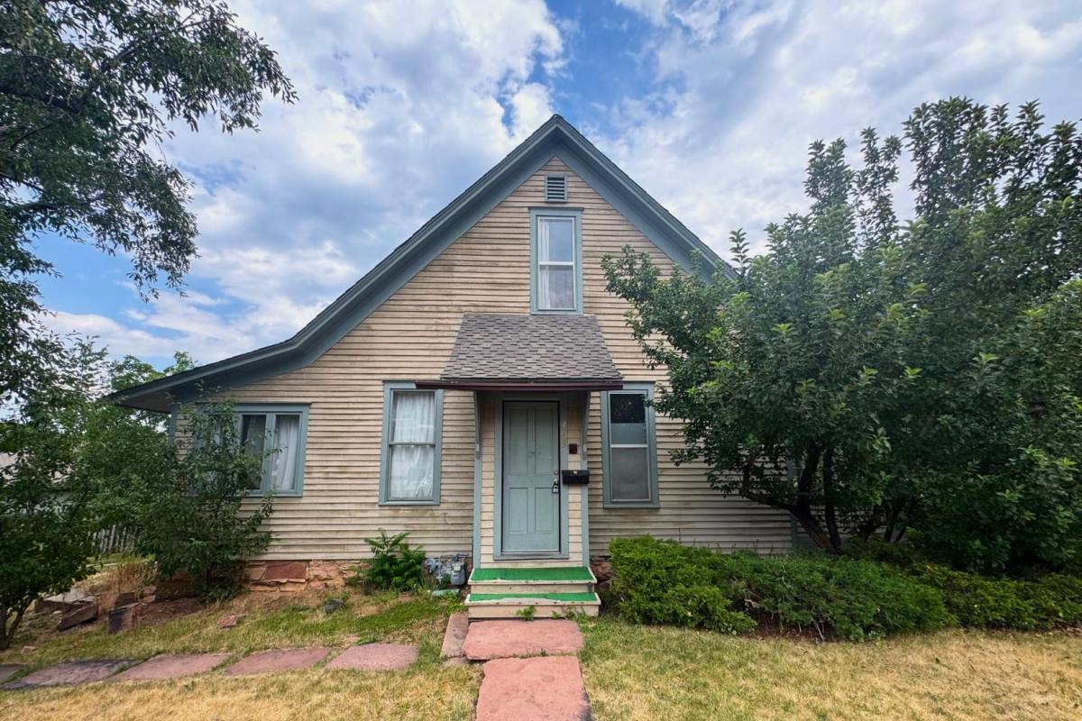 Apartment for rent at 403 Maxwell Ave, Boulder, CO 80304