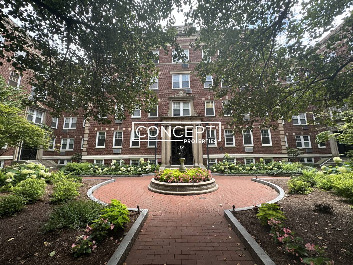 Apartment for rent at 19 Wendell St, Cambridge, MA 02138