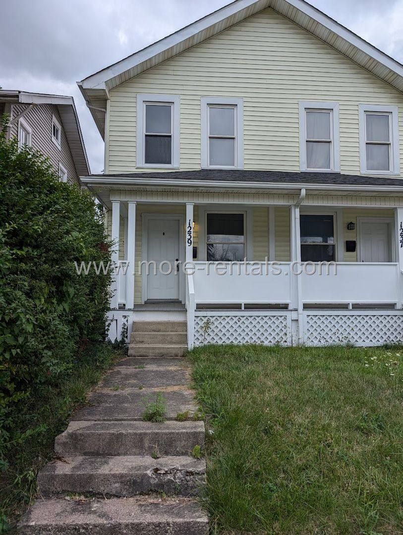 Apartment for rent at 1237-1239 Atcheson St, Columbus, OH 43203