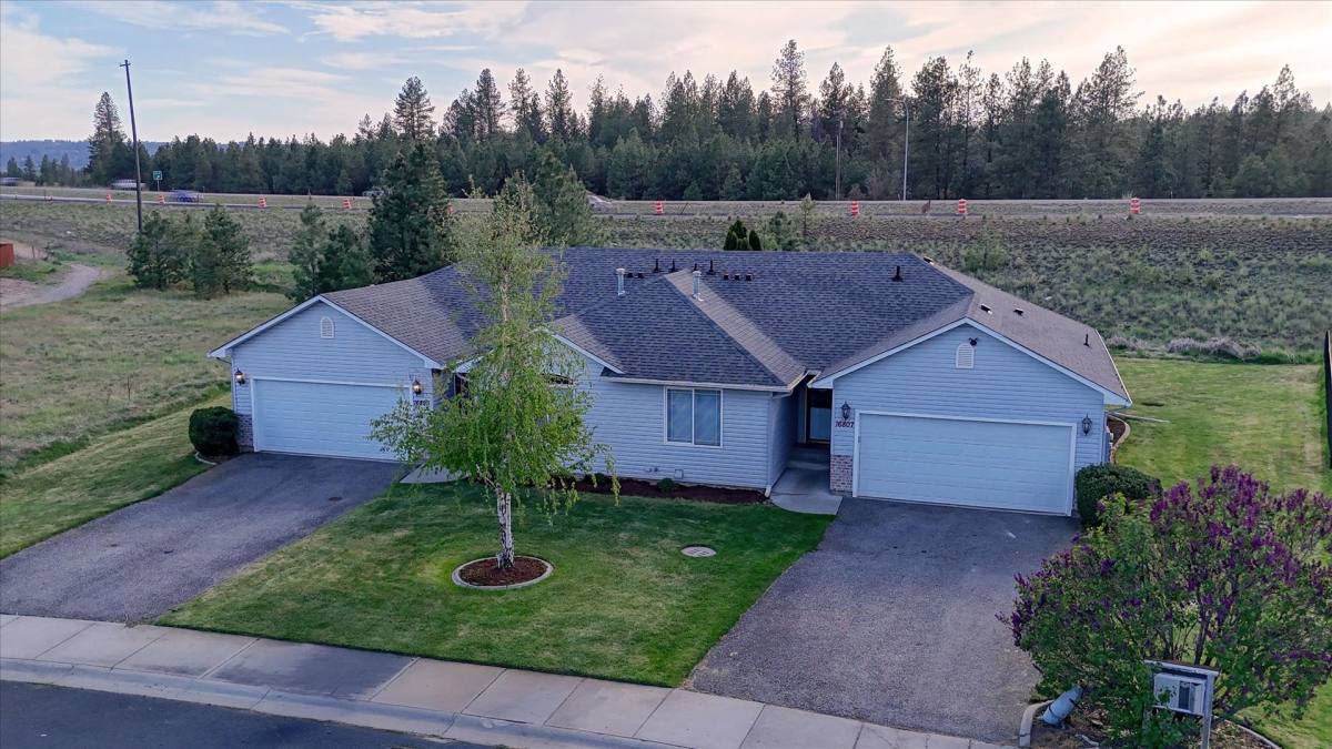 Apartment for rent at 16807 16805 N Mayfair, Colbert, WA 99005