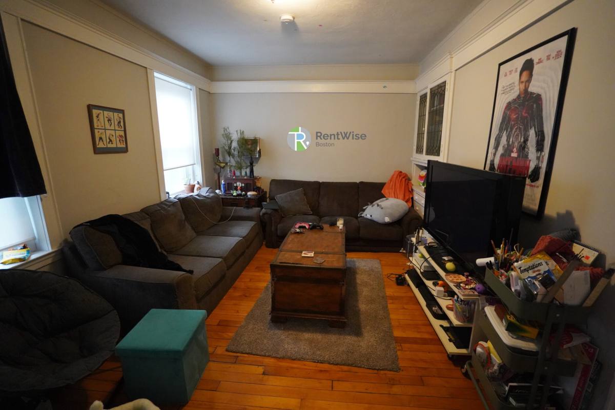 Apartment for rent at 220 S St #2, Jamaica Plain, MA 02130