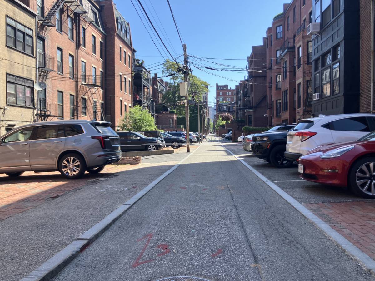 Apartment for rent at 277 Marlborough St #CH, Boston, MA 02116