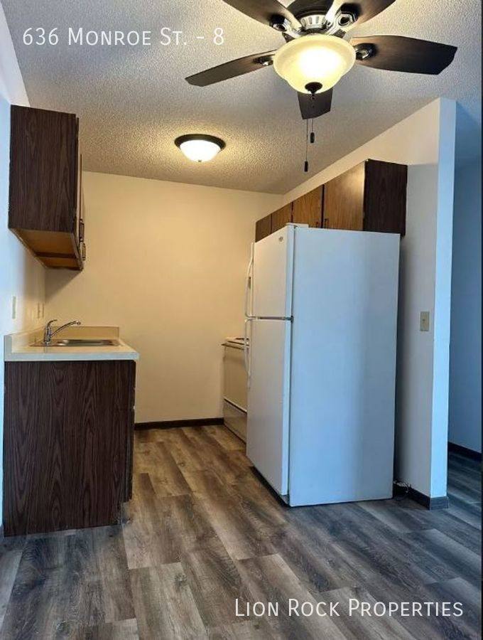Apartment for rent at 636 Monroe St #8, Anoka, MN 55303