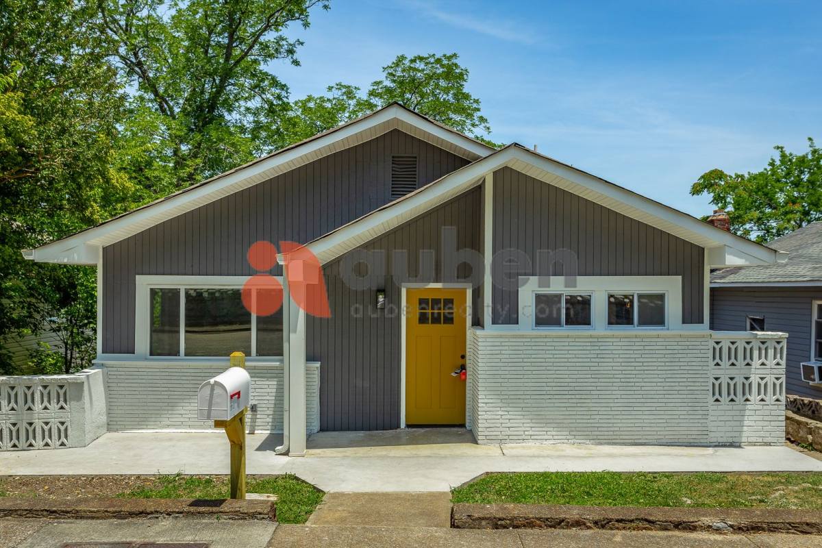 House for rent at 1813 E 4th St, Chattanooga, TN 37404