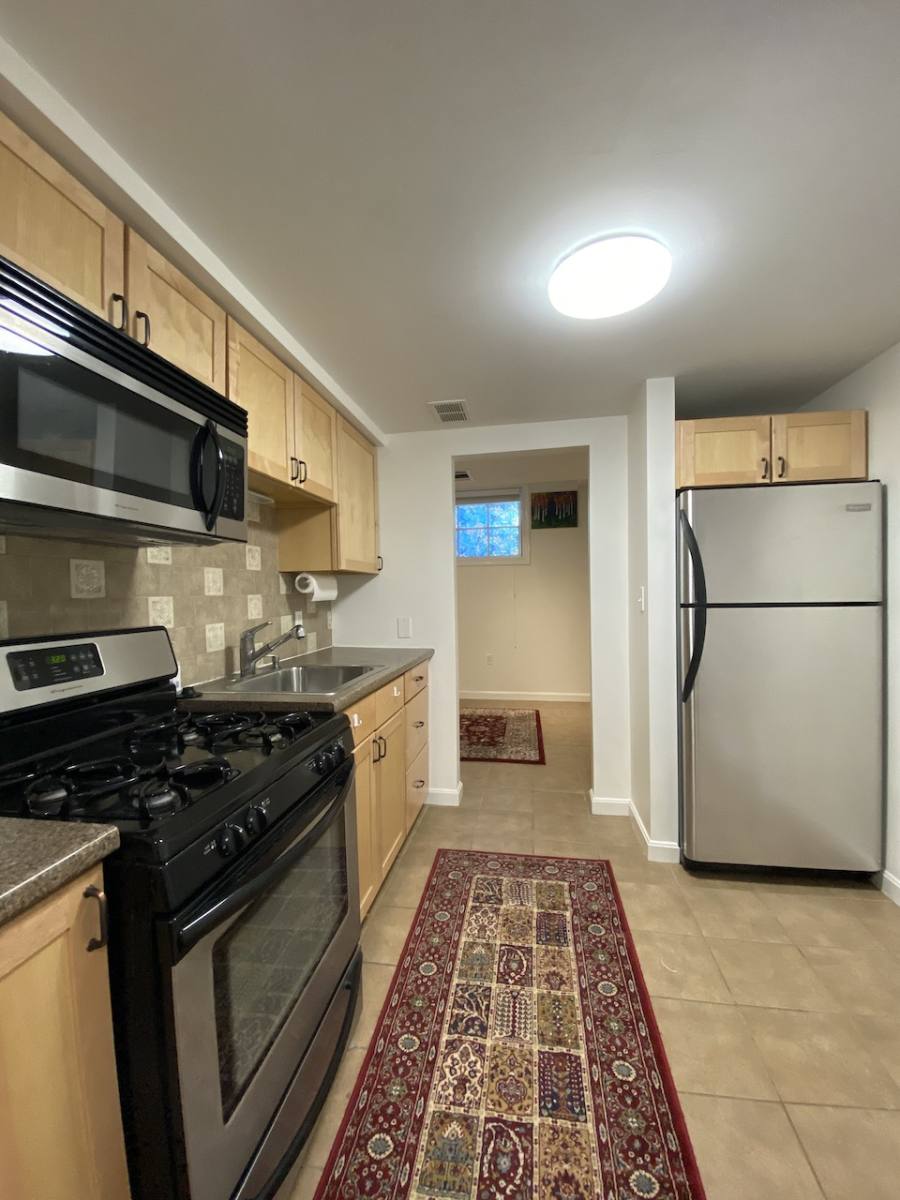 Apartment for rent at 1 Dana St #2, Cambridge, MA 02138