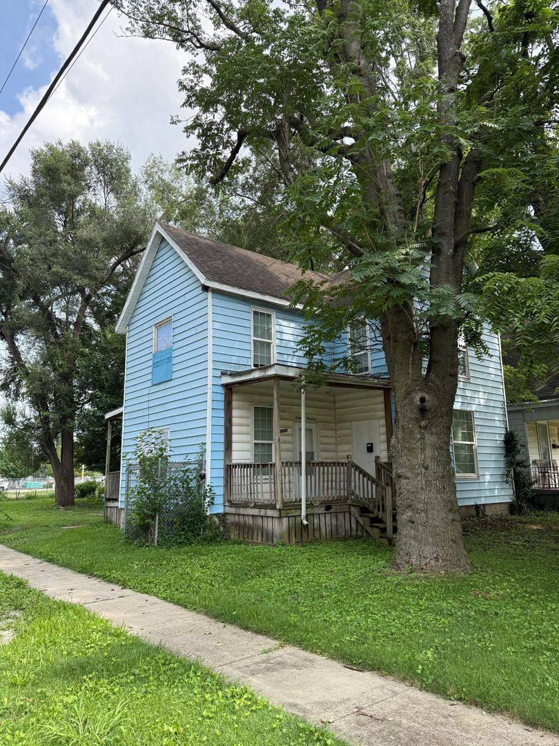 House for rent at 1600 S 8th, Springfield, IL 62702