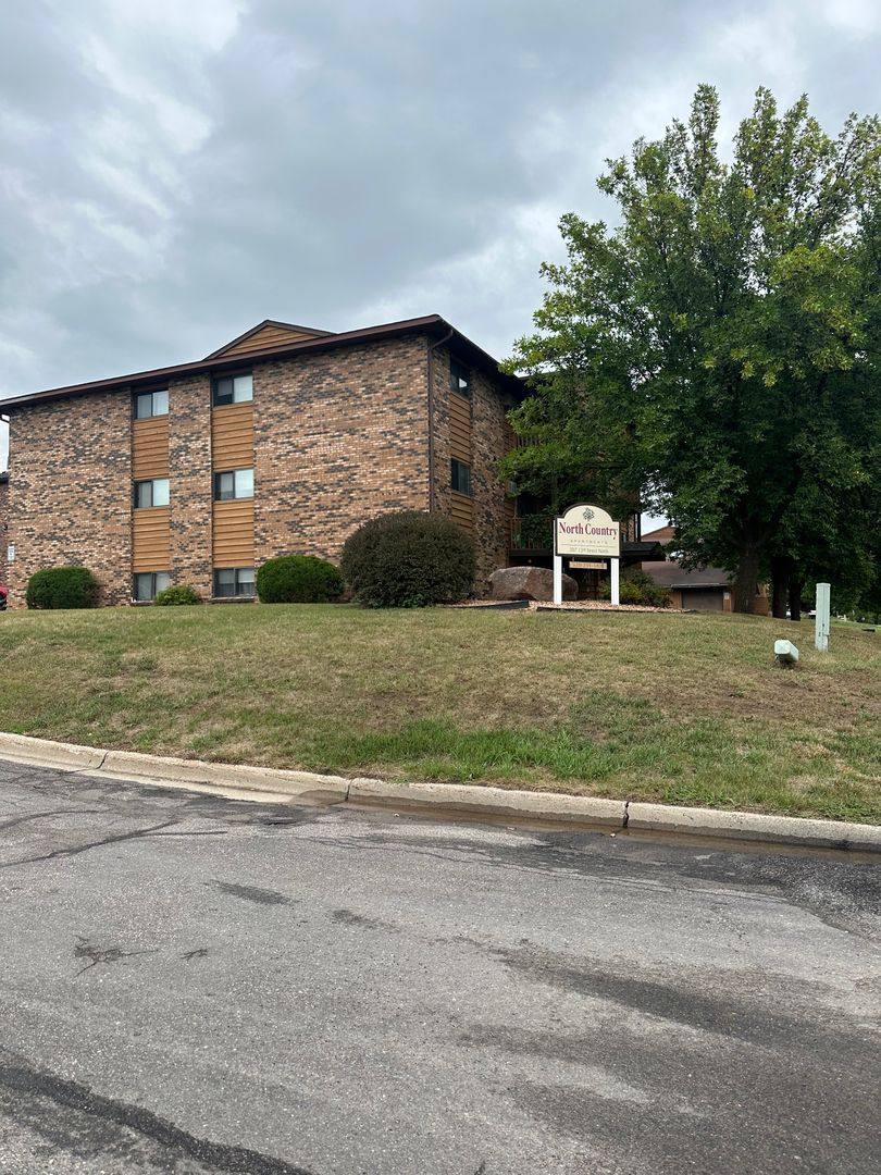 Apartment for rent at 307 13th St N, Sauk Rapids, MN 56379