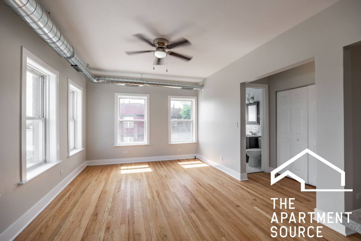 Apartment for rent at 2712 N Milwaukee Ave #313, Chicago, IL 60647