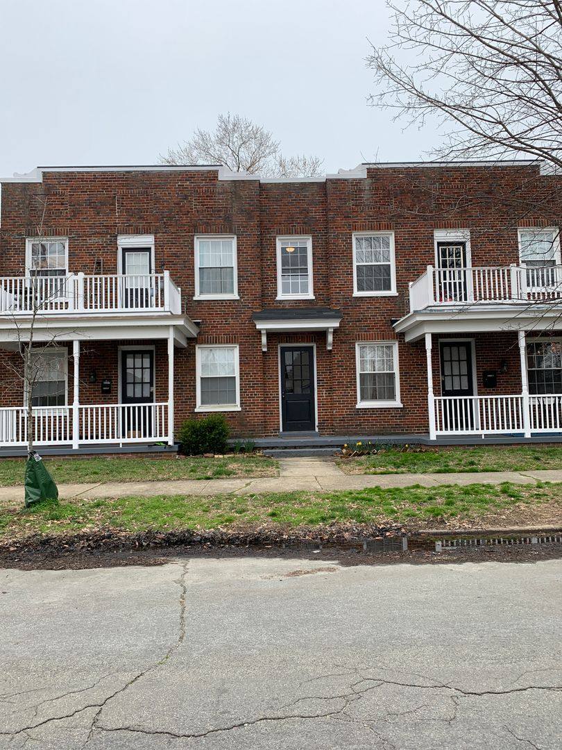 Apartment for rent at 3309-3311 Cutshaw Ave, Richmond, VA 23230