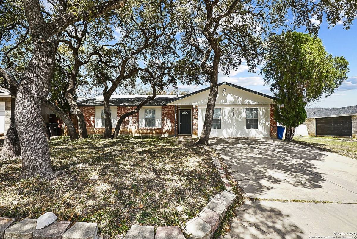 House for rent at 3815 Pipers Crest, San Antonio, TX 78251