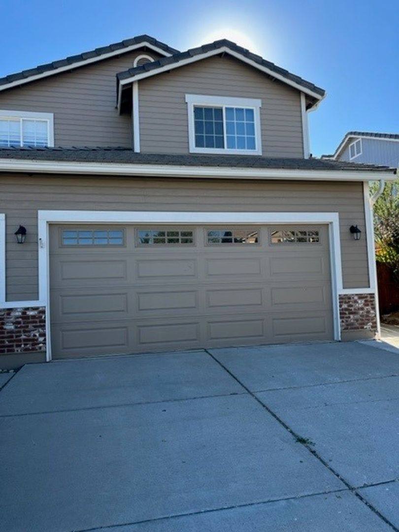House for rent at 5470 Twin Creek Dr, Reno, NV 89523