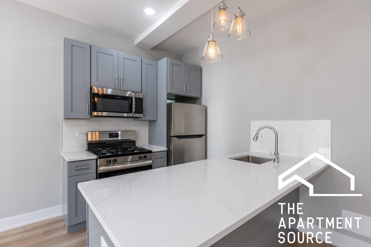 Apartment for rent at 428 W Belden Ave, Chicago, IL 60614