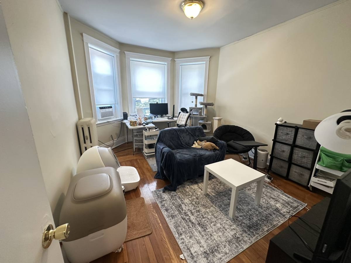 Apartment for rent at 35 Gardner St #7, Allston, MA 02134
