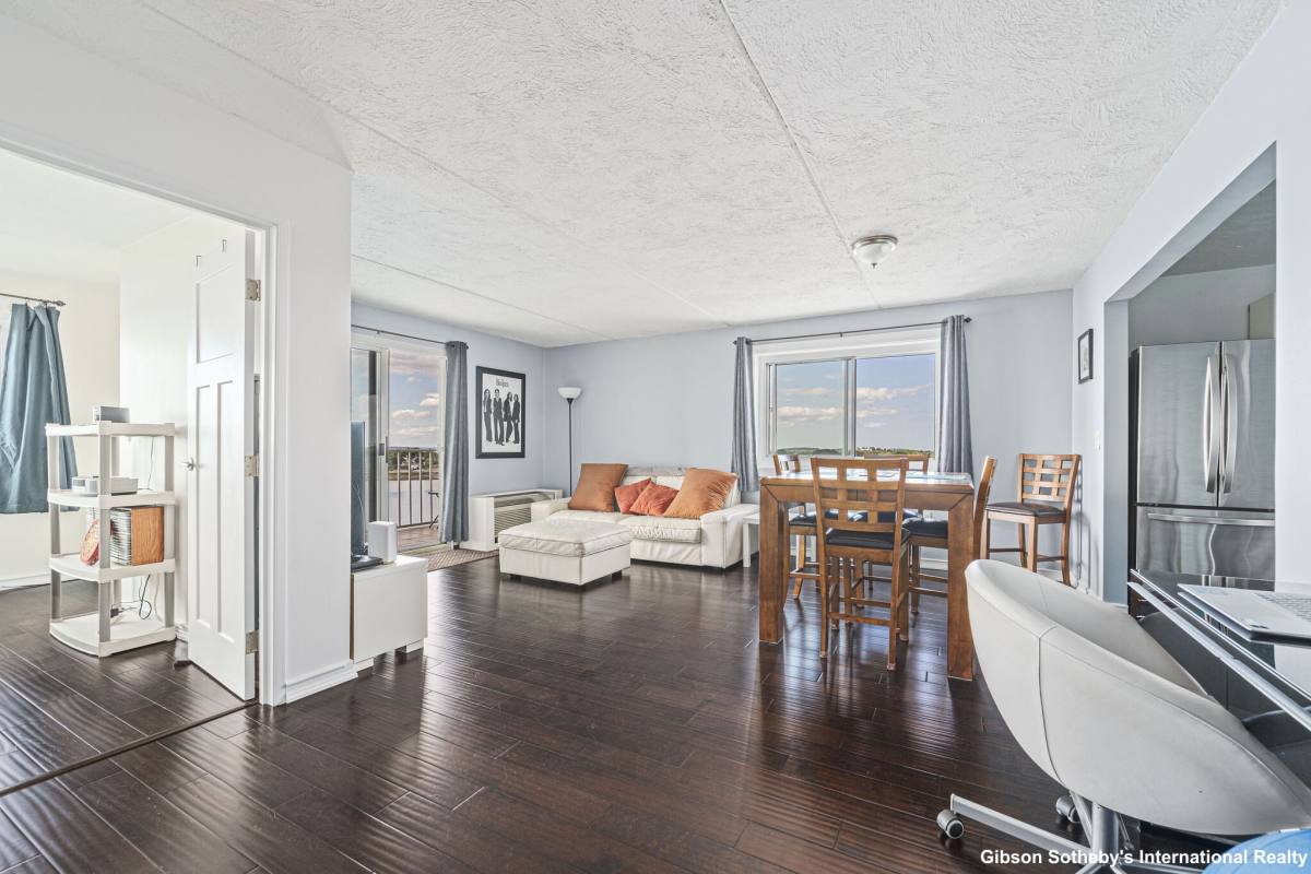 Apartment for rent at 200 Cove Way #1012, Quincy, MA 02169