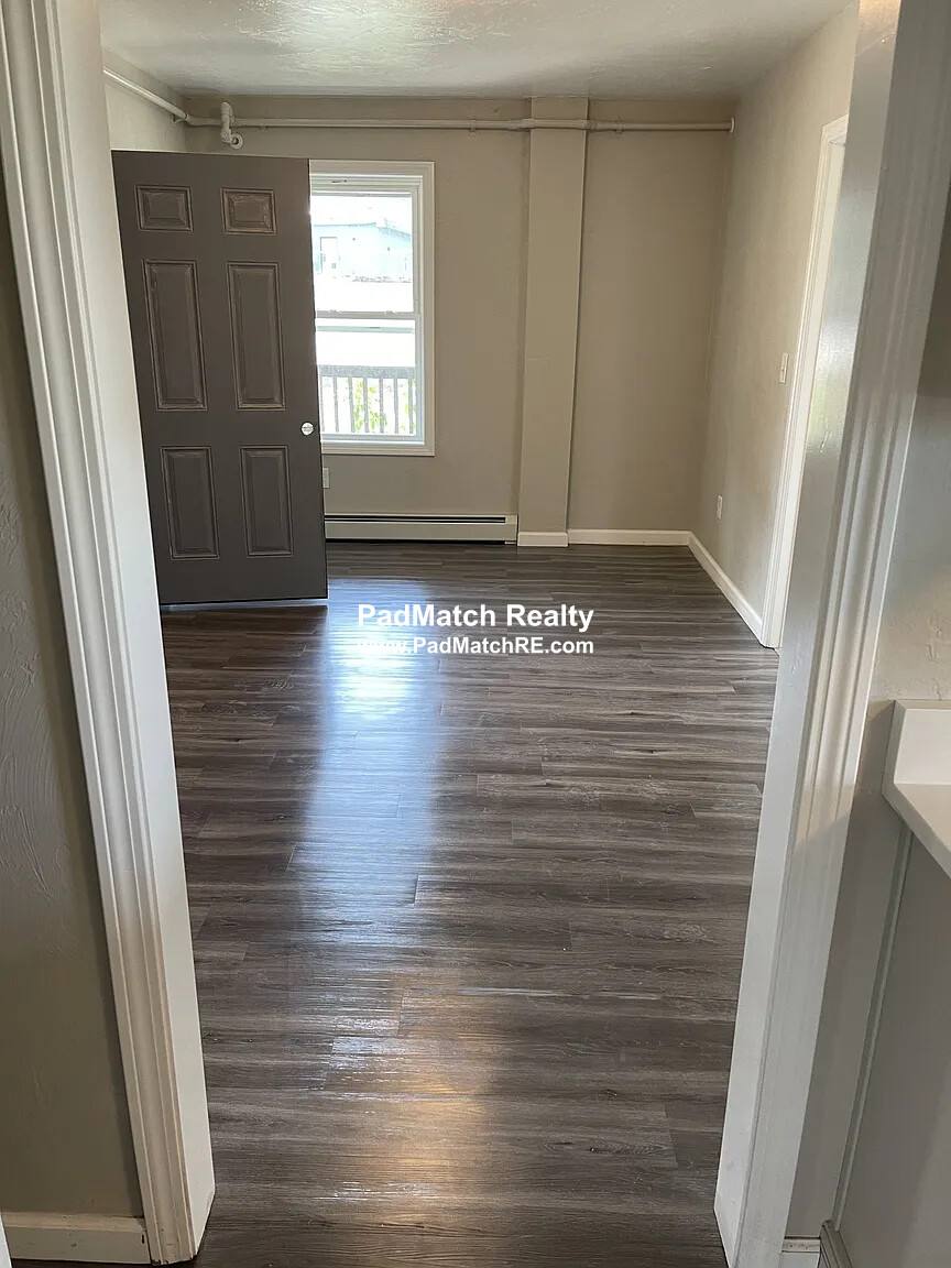 Apartment for rent at 38 Foster St #3B, Southbridge, MA 01550