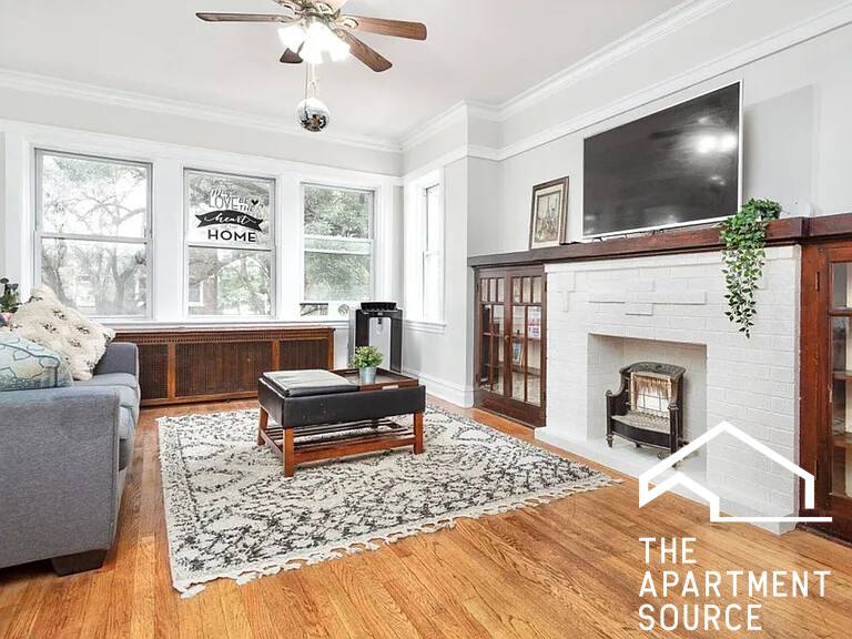 Apartment for rent at 5021 W Belden St #2W, Chicago, IL 60639