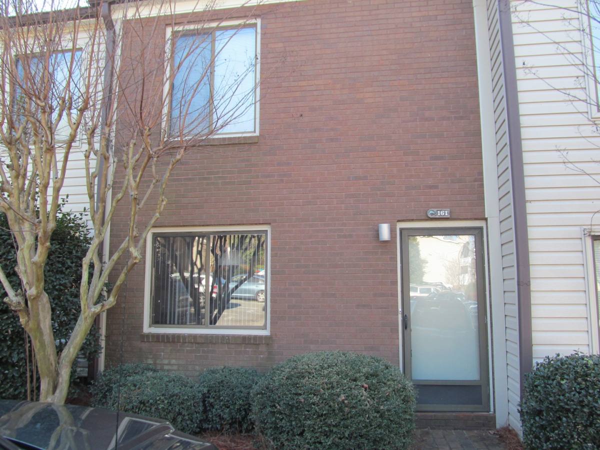 Townhouse for rent at 161 Forest View Dr, Winston Salem, NC 27104