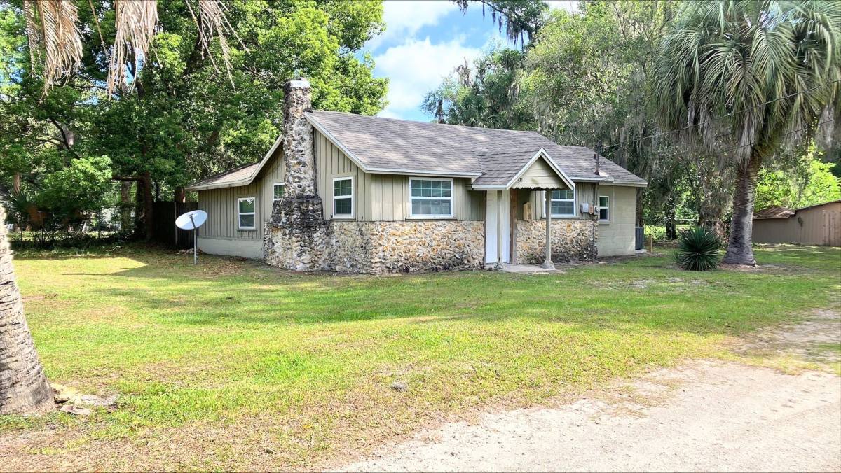 Apartment for rent at 3903-3915 NW Gainesville Rd, Ocala, FL 34475