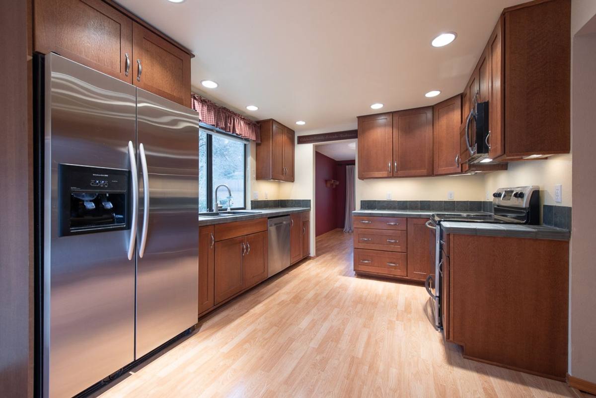 House for rent at 6604 131st Ave SE, Bellevue, WA 98006