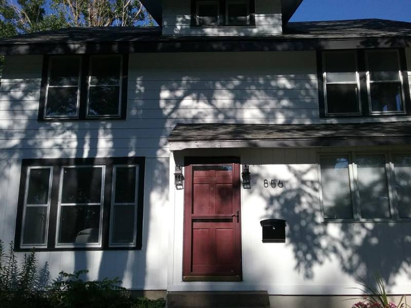 House for rent at 856 Wisconsin Ave SW, Huron, SD 57350