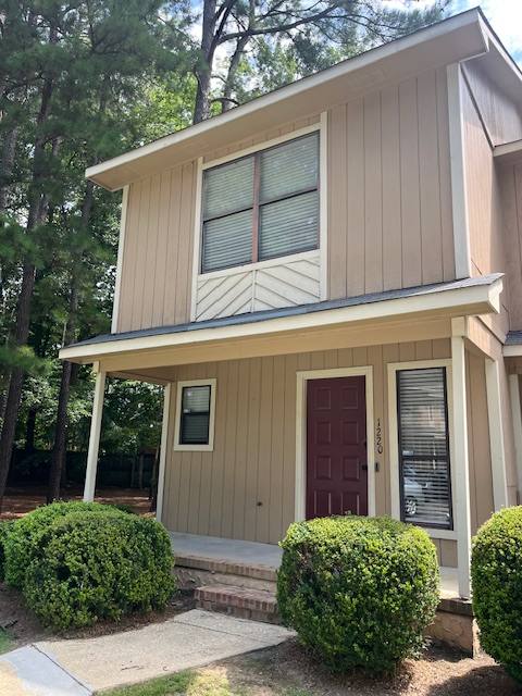 Townhouse for rent at 1220 Huntsman Court, Fayetteville, NC 28303