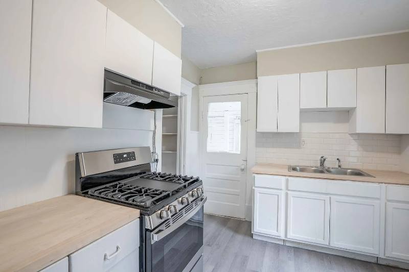 Apartment for rent at 1315 S Carson Ave, Tulsa, OK 74119