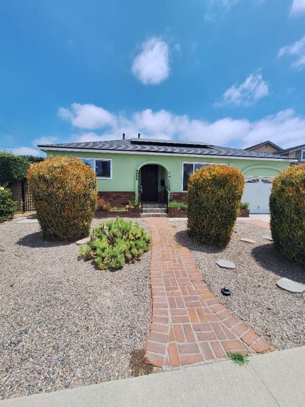 Apartment for rent at 5532 Pepperwood Ave, Lakewood, CA 90712