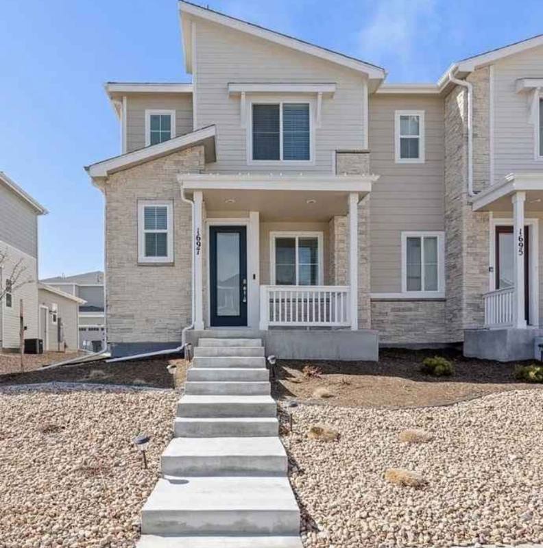 Townhouse for rent at 1697 S Andes Way, Aurora, CO 80017