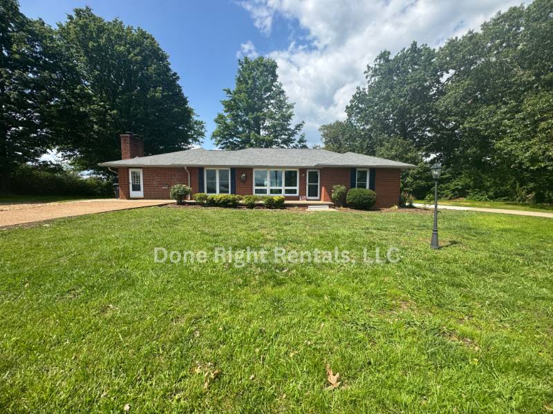 House for rent at 388 E Noel Dr, Cadiz, KY 42211