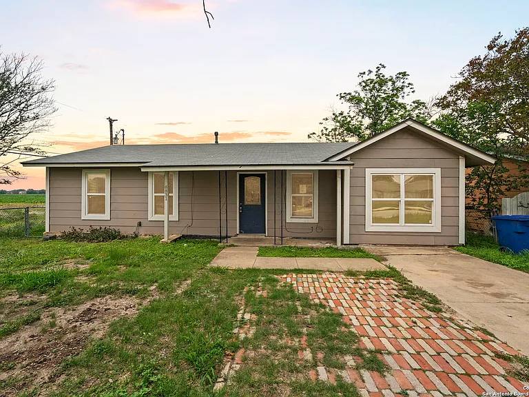 House for rent at 8831 Hunters Creek St, San Antonio, TX 78211
