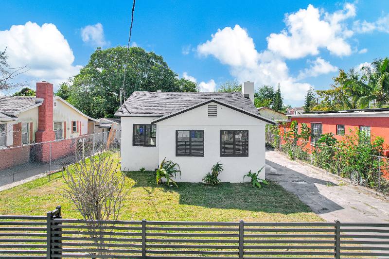 House for rent at 3040 NW 13th Ave, Miami, FL 33142