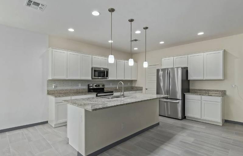 House for rent at 1564 W Redwood Lane, Phoenix, AZ 85045