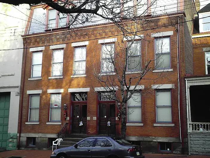 Townhouse for rent at 1434 Sheffield St #1, Pittsburgh, PA 15233