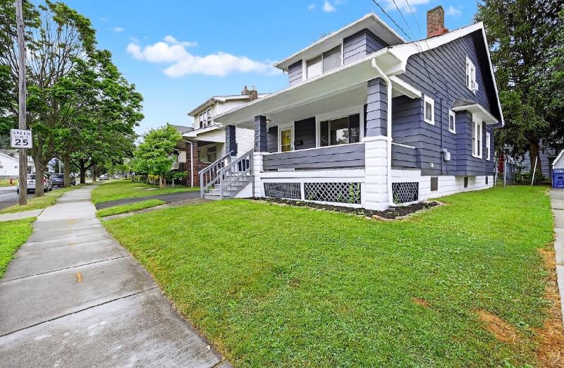 House for rent at 4200 Cullen Dr, Cleveland, OH 44105